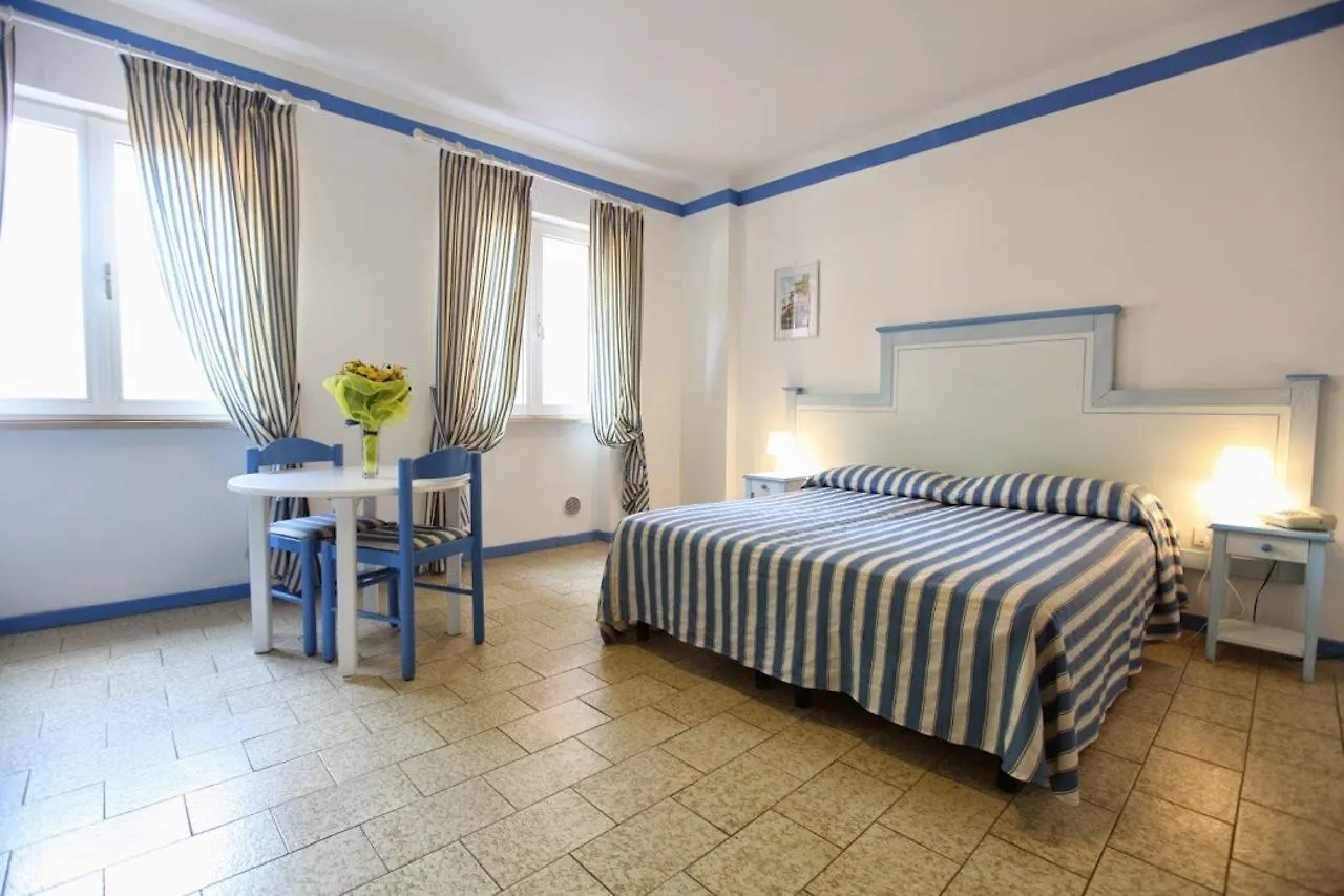 **** Aparthotel Th Ortano - Ortano Mare Residence Rio Marina Italië